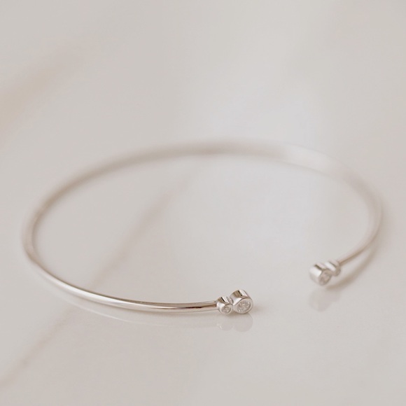 Dainty CZ Bracelet | 925 Silver - Picture 7 of 8